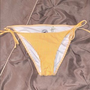 HOLLISTER yellow striped bikini bottom